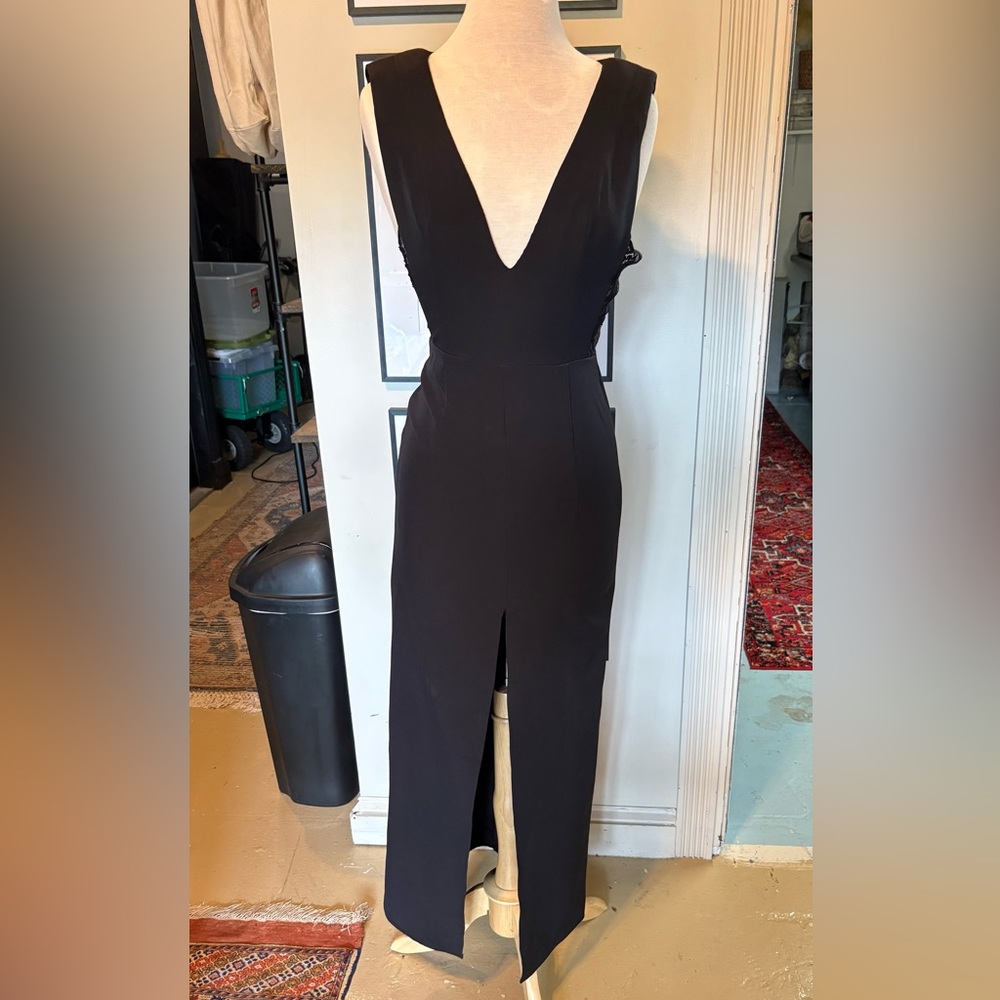 NBD - amazing Black dress - deep V in front and front split